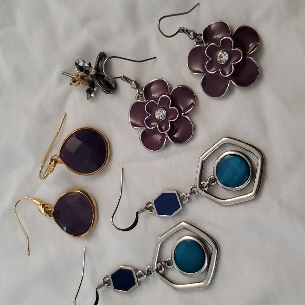 4 Sets of Vintage Earings